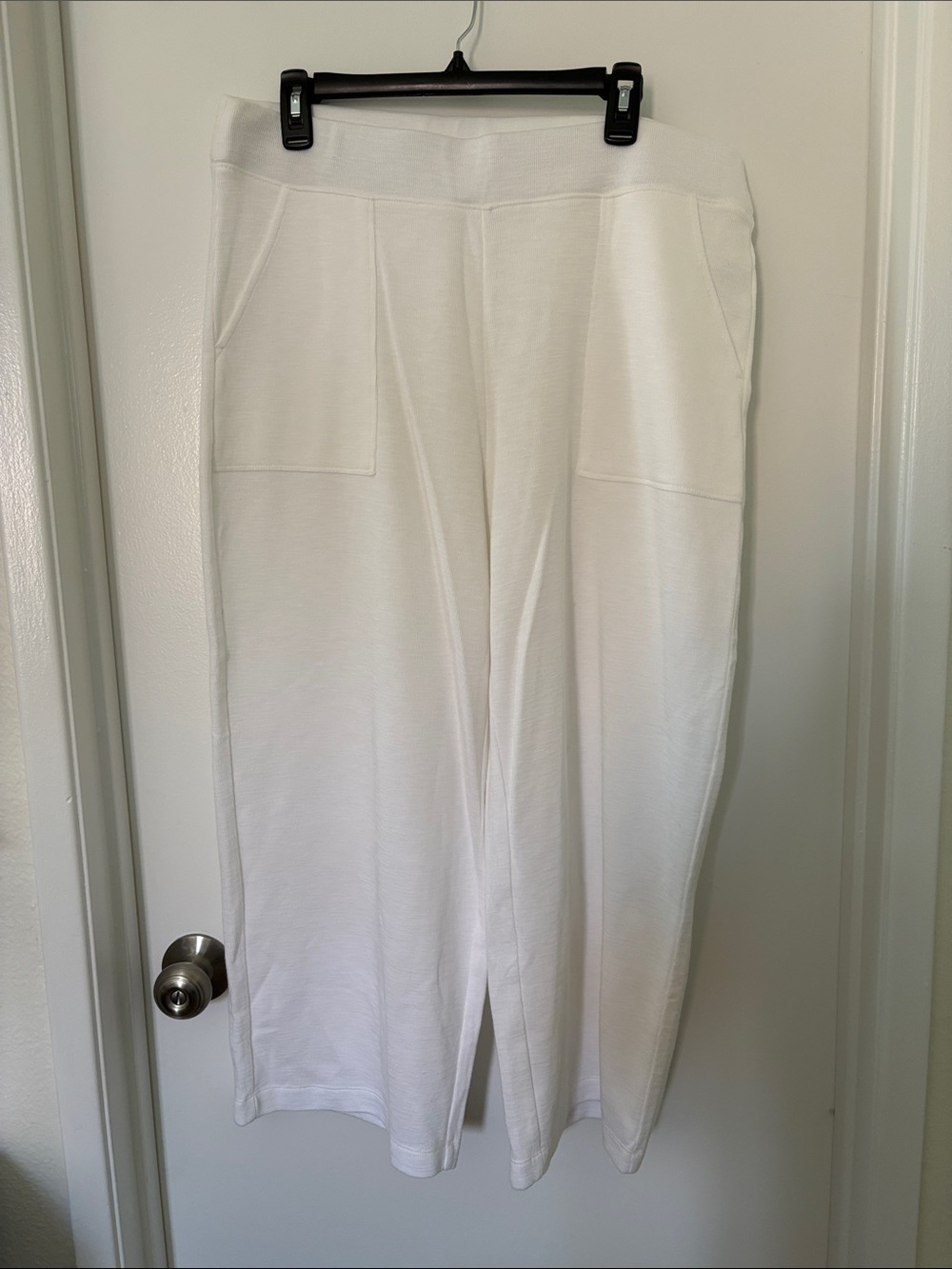Chico's Cream Wide-Leg Knit Pants